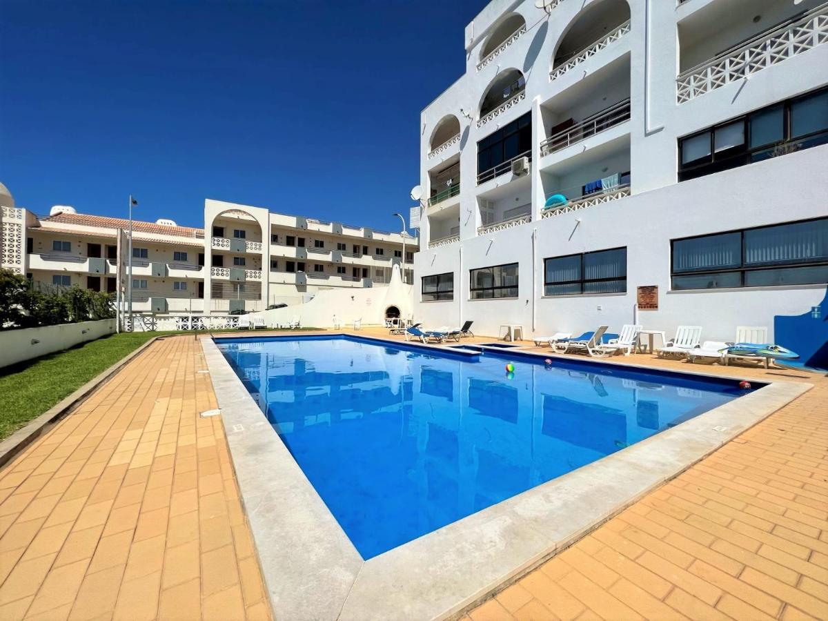 Albufeira Classic With Pool By Homing Kültér fotó